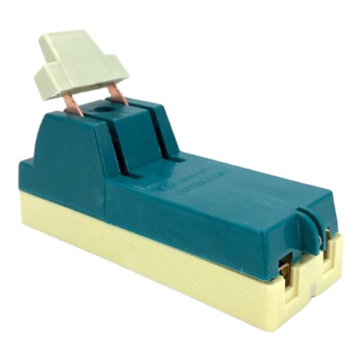 [J0500000076] CUCHILLA ELECTRICA 2 x 32A (BASE PLASTICA ALTA TEMP.)